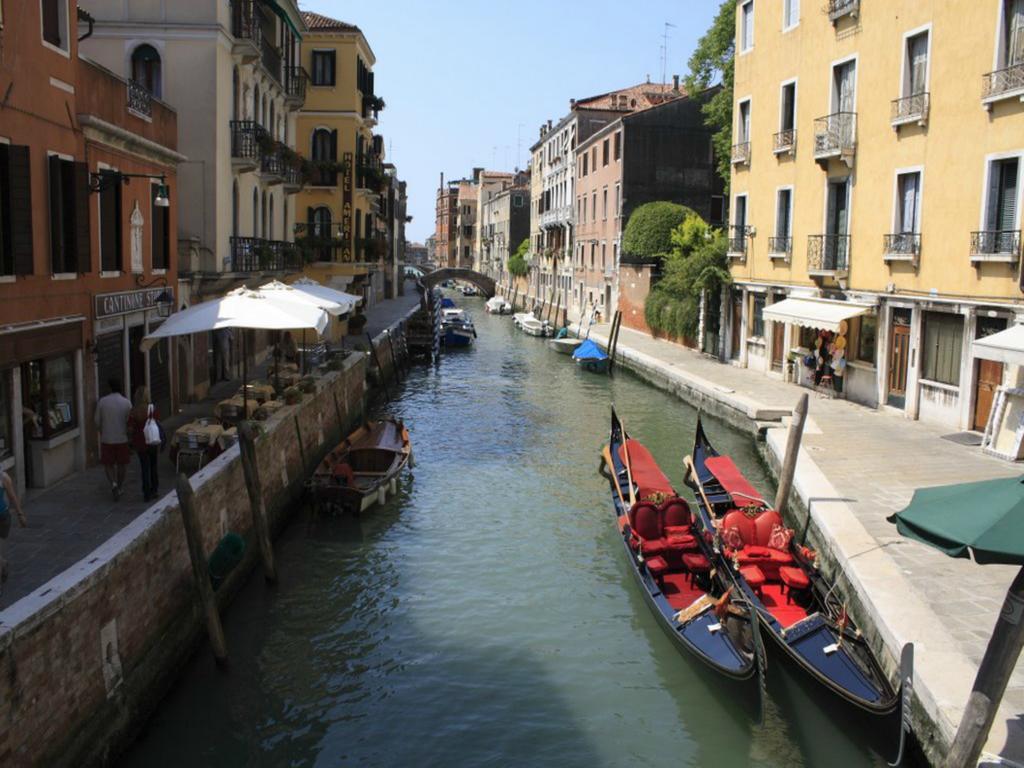 Guest House La Chicca Veneza Exterior foto